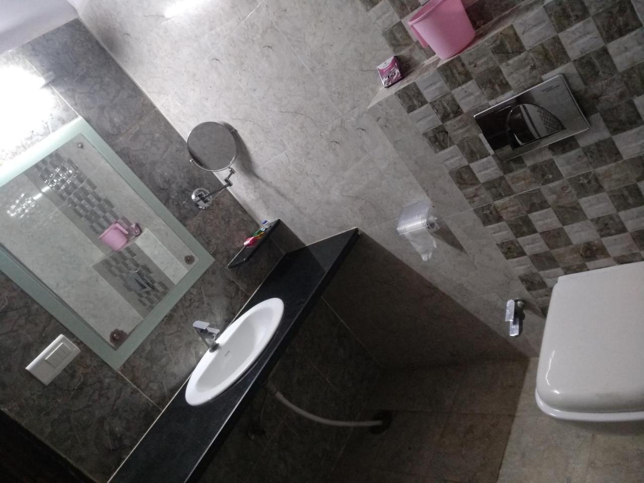 Hotel Rb Palace Dhaulpur Exterior foto