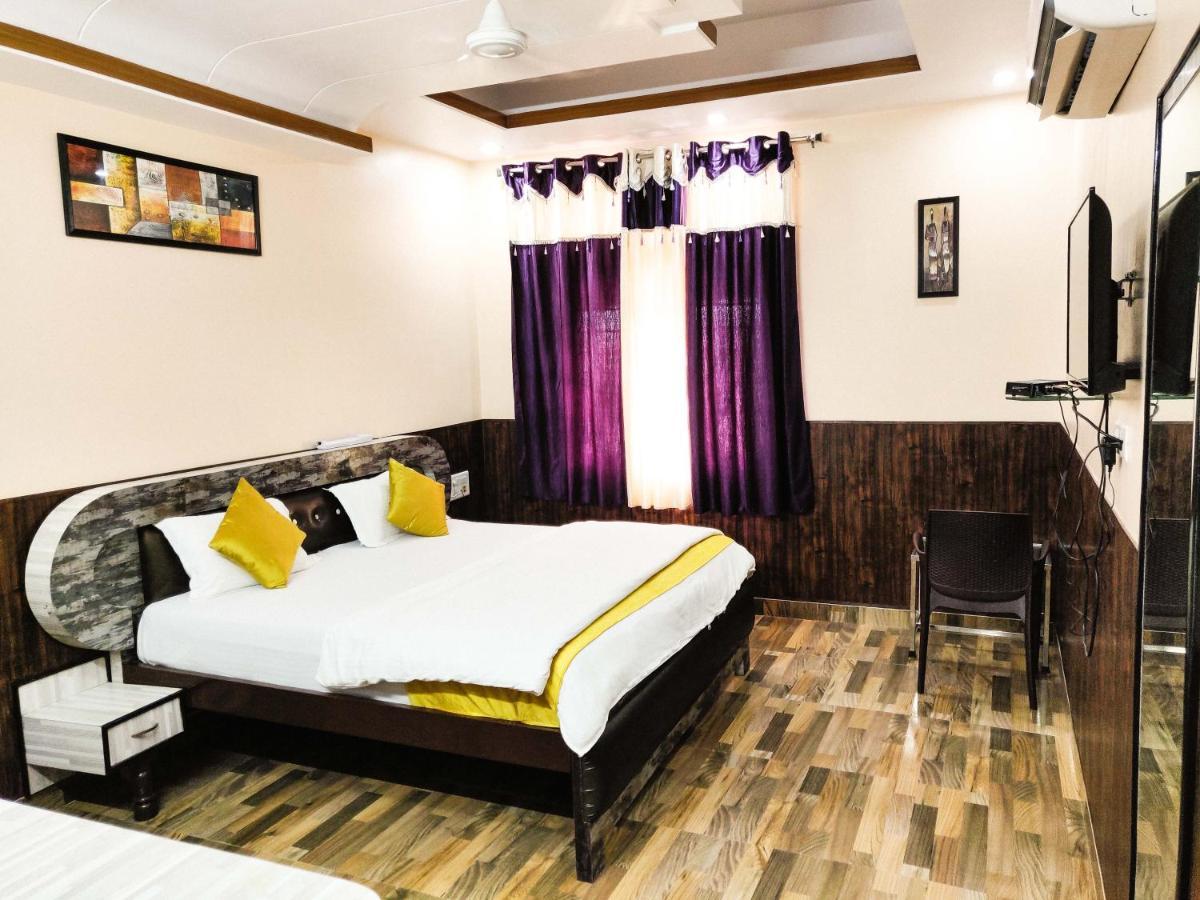 Hotel Rb Palace Dhaulpur Exterior foto