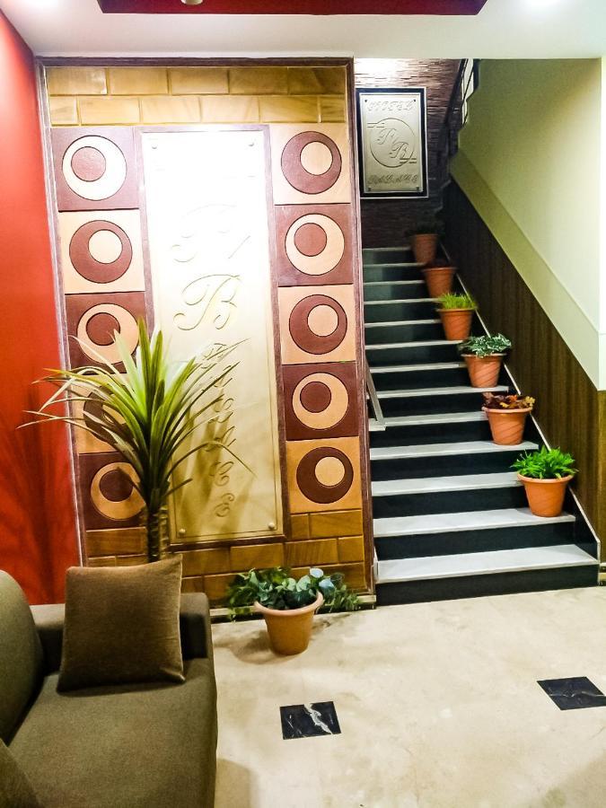 Hotel Rb Palace Dhaulpur Exterior foto