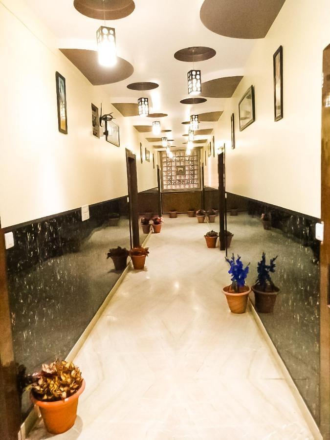 Hotel Rb Palace Dhaulpur Exterior foto